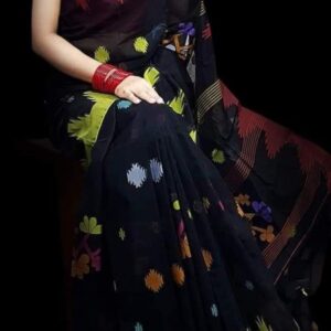 হাফ সিল্ক মনিপুরীর শাড়ির।