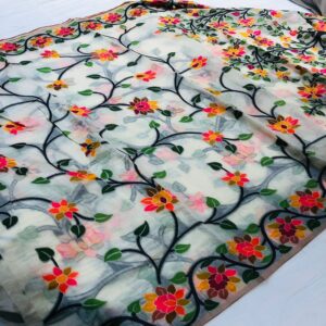 Indian Tantuj Silk Saree.
